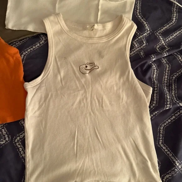 Tank Tops bundle - Picture 3 of 10